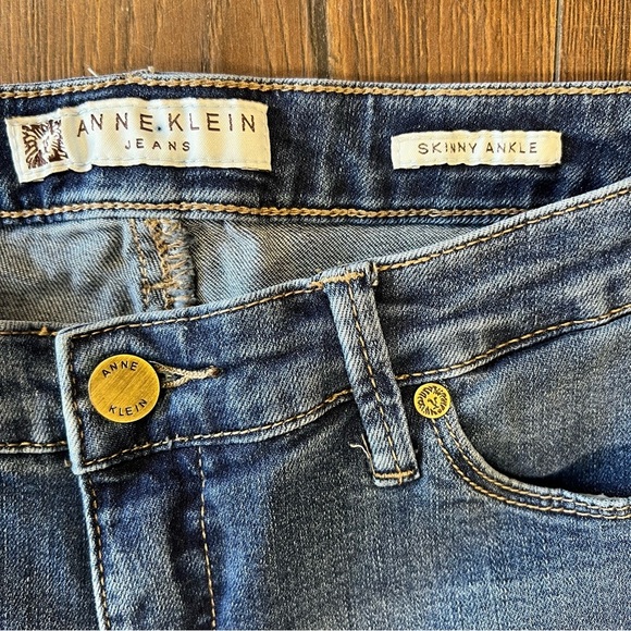Anne Klein skinny ankle jeans with raw hem SZ 4 - Picture 4 of 5